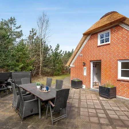 Ferienhaus Hunno - 3km From The Sea By Interhome *